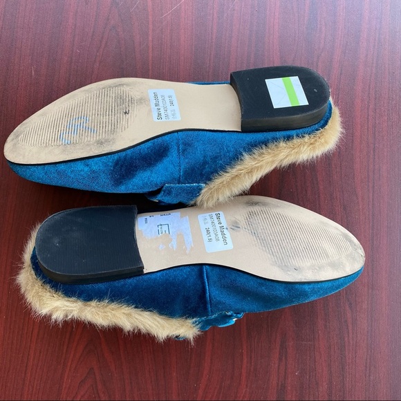 Cute cozy fury clog sandals by Steve Madden - Picture 5 of 8